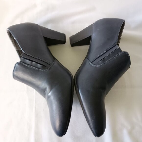 RIALTO Sarina Navy Ankle Boots Size 7 Wide Faux Leather Side Zip Booties - Picture 7 of 12